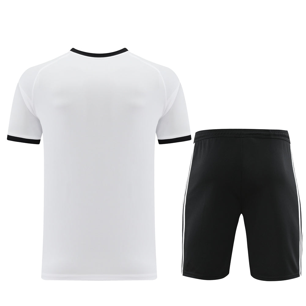Conjunto Adidas Camisa e Bermuda Classic Branco