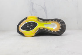 Tênis Adidas Ultra Boost 22  Black Solar Yellow