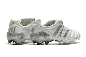 Chuteira Adidas Predator Mania FG - Branco