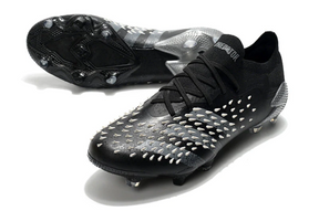 Chuteira Adidas Predator Freak.1 Low Campo FG "Superstealth"