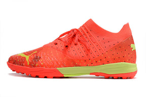 Chuteira Puma Future Z 1.3 Pro Cage Society "The Fearless Pack"