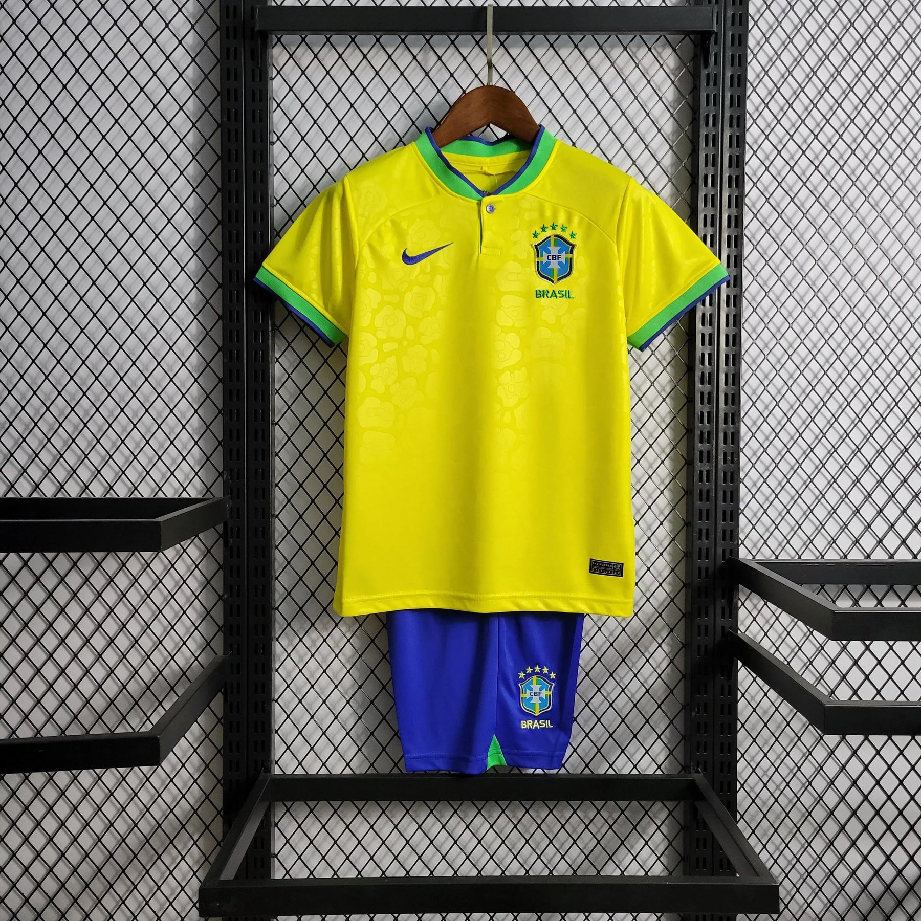 Kit Infantil Brasil  22/23