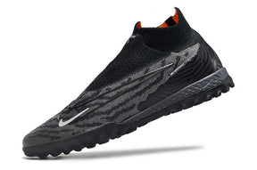 Chuteira Nike Phantom GX DF Society TF - Preto