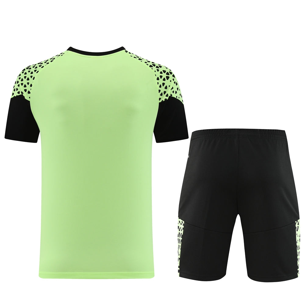Conjunto Puma Camisa e Bermuda Verde Claro