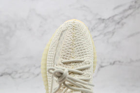 Tênis Adidas Yeezy Boost 350 V2 Light