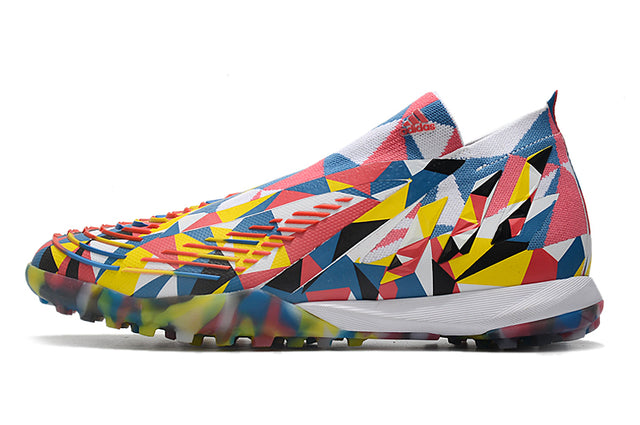 Chuteira Adidas Predator Edge+ Society TF "Geometric"
