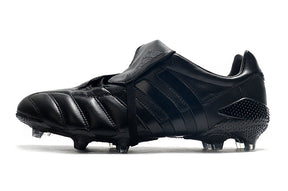 Chuteira Adidas Predator Mania FG "Blackout"