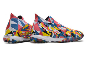Chuteira Adidas Predator Edge+ Society TF "Geometric"