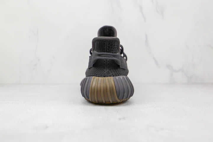 Tênis Adidas Yeezy Boost 350 V2 Cinder