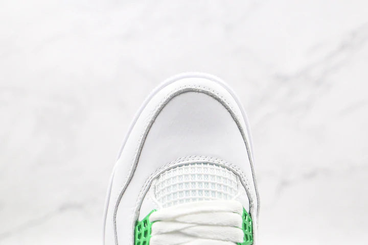 Tênis Nike Air Jordan 4 Retro Metallic Green