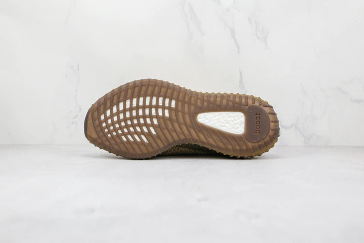 Tênis Adidas Yeezy Boost 350 V2 Sand Taupe