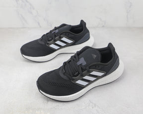 Tênis Adidas Ultra Boost 22 Black
