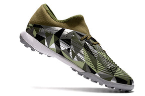 Chuteira Adidas Predator Edge.3 Low Society TF "Swarovski"