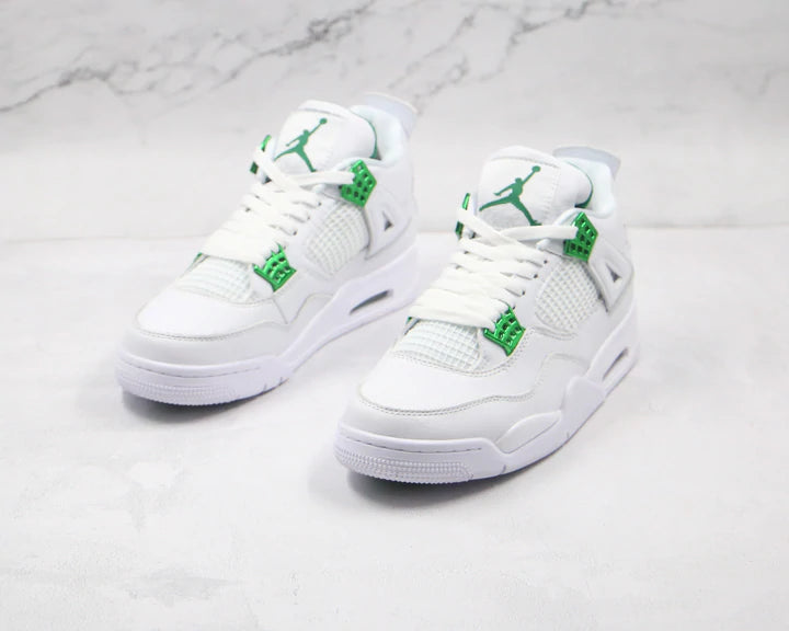 Tênis Nike Air Jordan 4 Retro Metallic Green