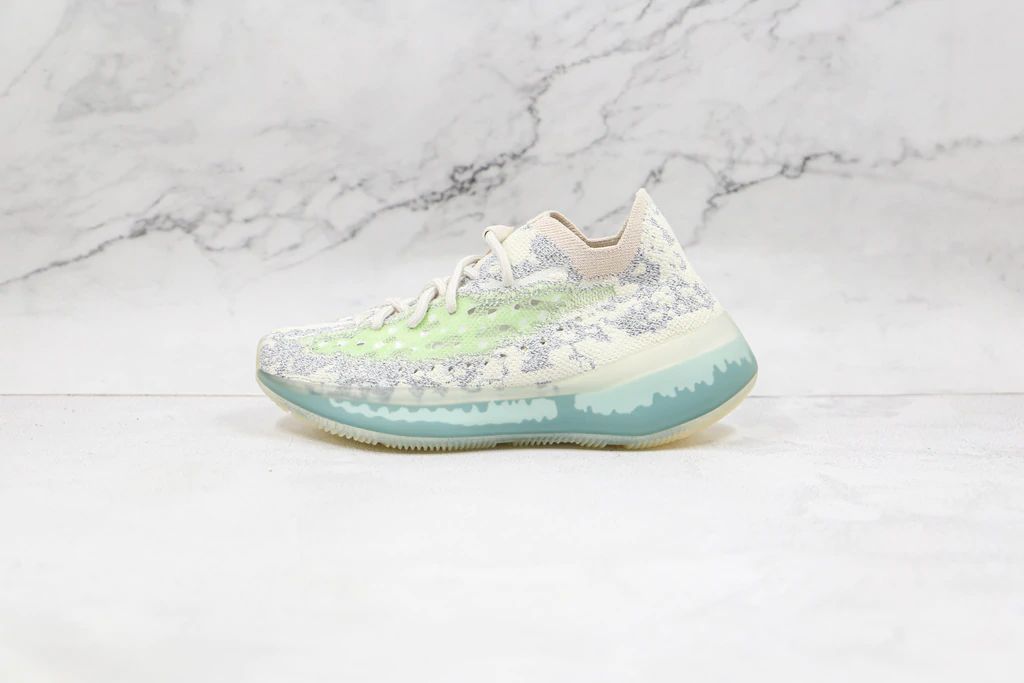 Tênis Adidas Yeezy Boost 380 Alien Blue