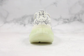 Tênis Adidas Yeezy Boost 380 Alien