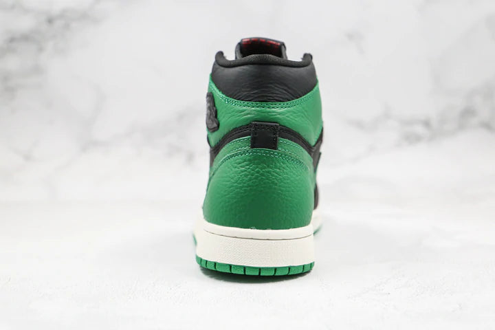 Tênis Nike Air Jordan 1 Retro High Pine Green Black