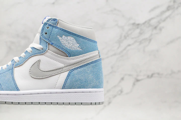 Tênis Nike Air Jordan 1 Retro High Turbo Green
