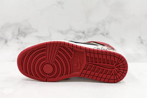 Tênis Nike Air Jordan 1 Retro High x Off White Chicago