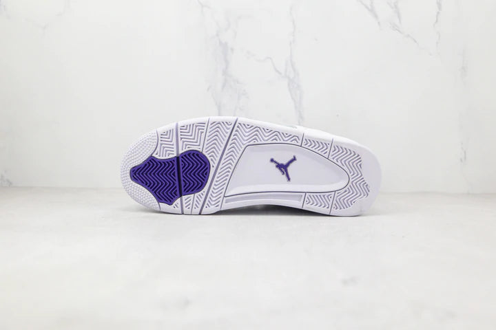 Tênis Nike Air Jordan 4 Retro Metallic Purple