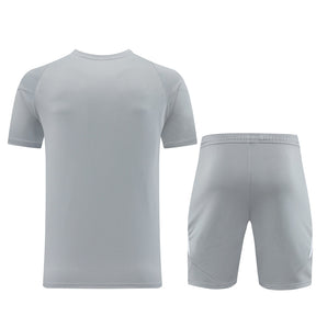 Conjunto Adidas Camisa e Bermuda Cinza Claro