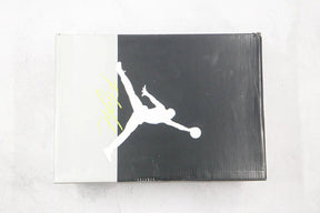 Tênis Nike Air Jordan 4 Retro Se 95 Neon