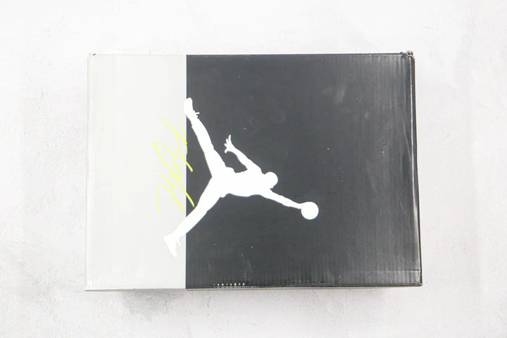 Tênis Nike Air Jordan 4 Retro Se 95 Neon