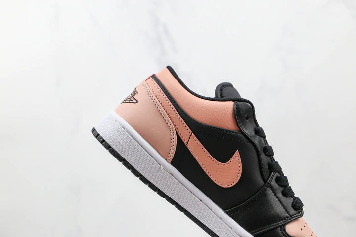 Tênis Nike Air Jordan 1 Low Crimson Tint
