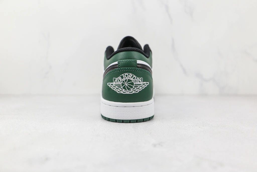 Tênis Nike Air Jordan 1 Low Green Toe