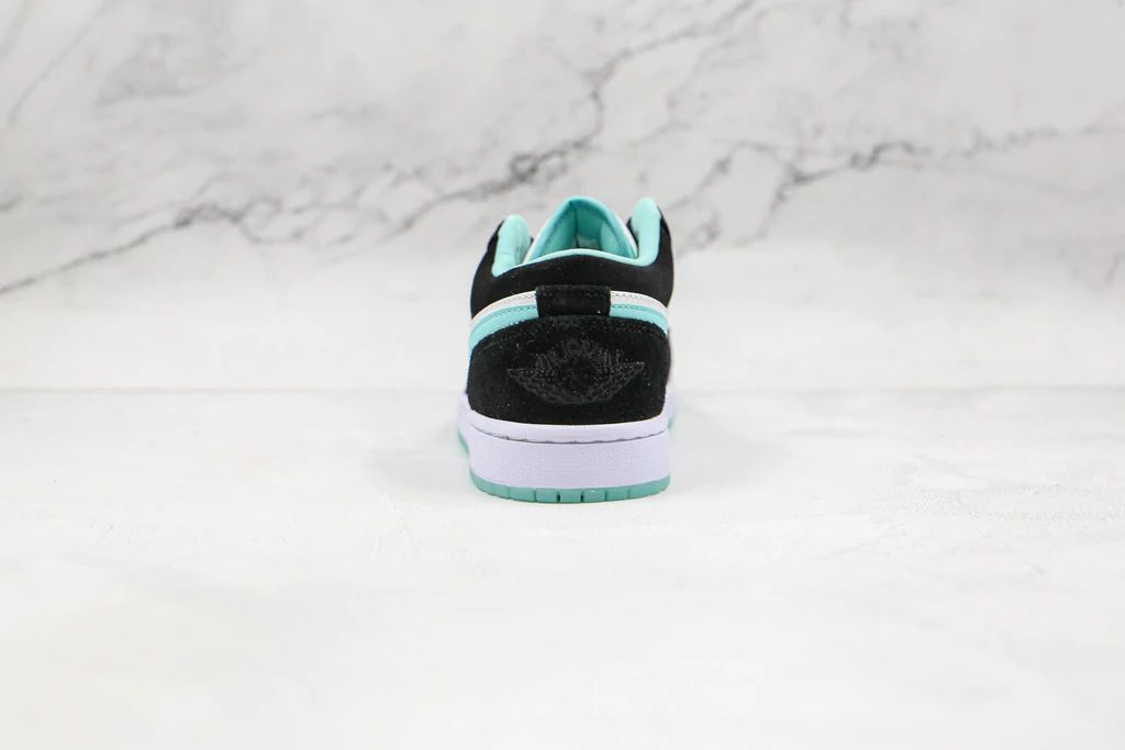 Tênis Nike Air Jordan 1 Low Island Green