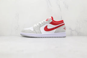 Tênis Nike Air Jordan 1 Low Se Light Smoke Grey Gym Red