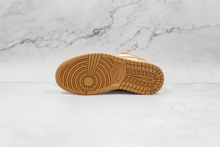Tênis Nike Air Jordan 1 Low Se Twine Orange Quartz Corduroy