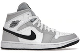 Tênis Nike Air Jordan 1 Mid Light Smoke Grey