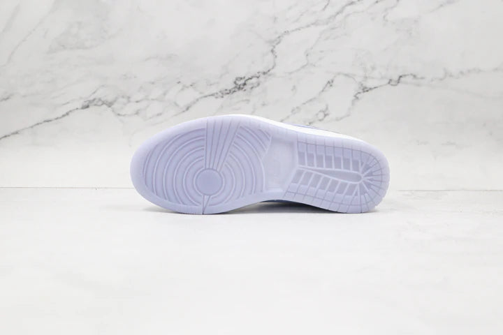 Tênis Nike Air Jordan 1 Mid Wolf Grey Aluminum