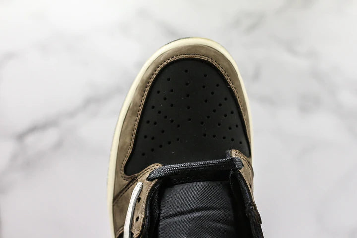 Tênis Nike Air Jordan 1 Retro Low Og Sp Travis Scott