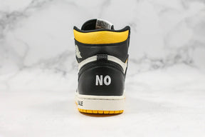 Tênis Nike Air Jordan 1 Retro High "Not For Resale" Varsity Maize