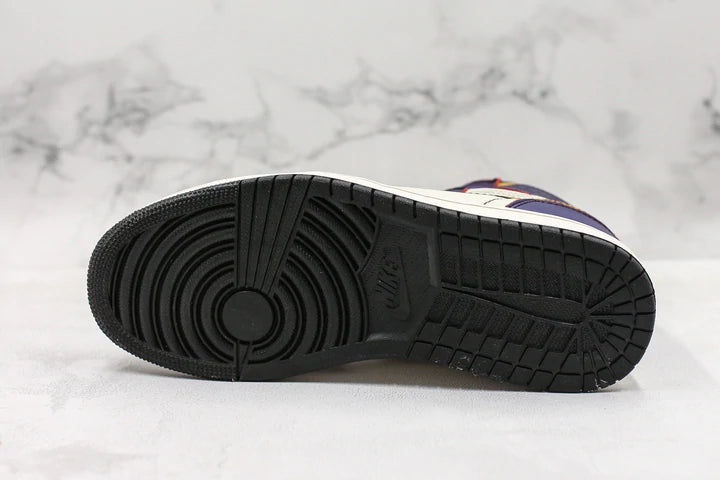 Tênis Nike Air Jordan 1 Retro High Og Defiant Sb La To Chicago