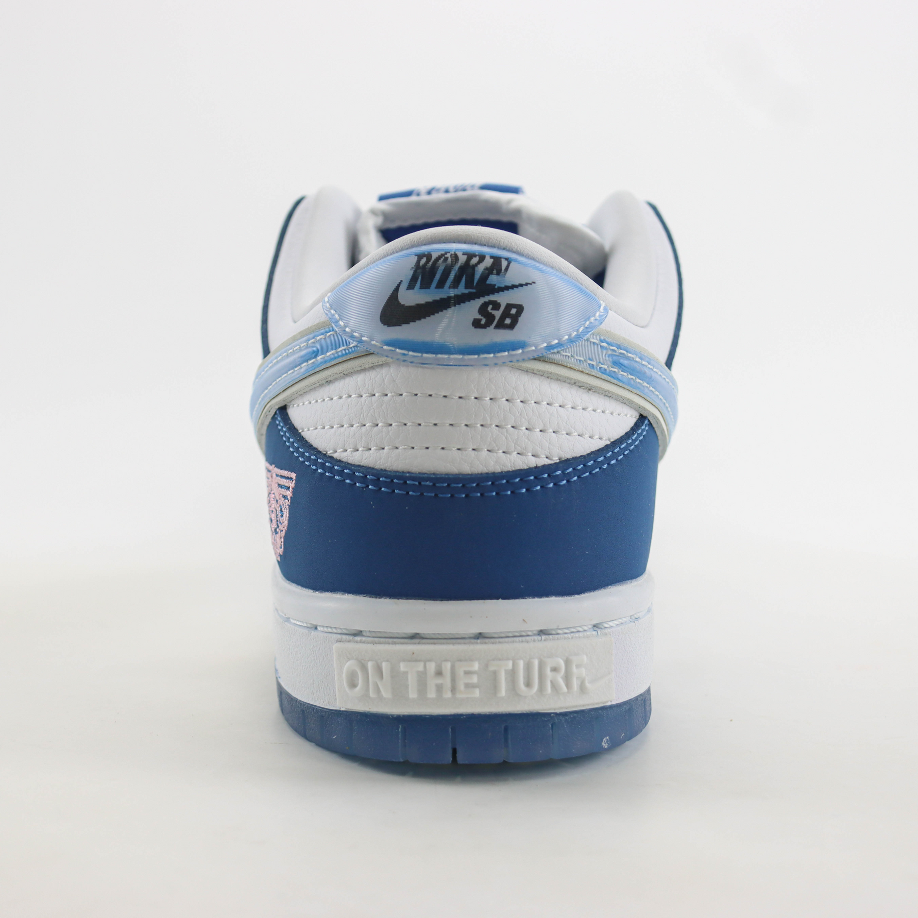 Tenis Nike SB Dunk Low x Born x Raised