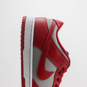 Tenis Nike SB Dunk Low Medium Grey Varsity Red