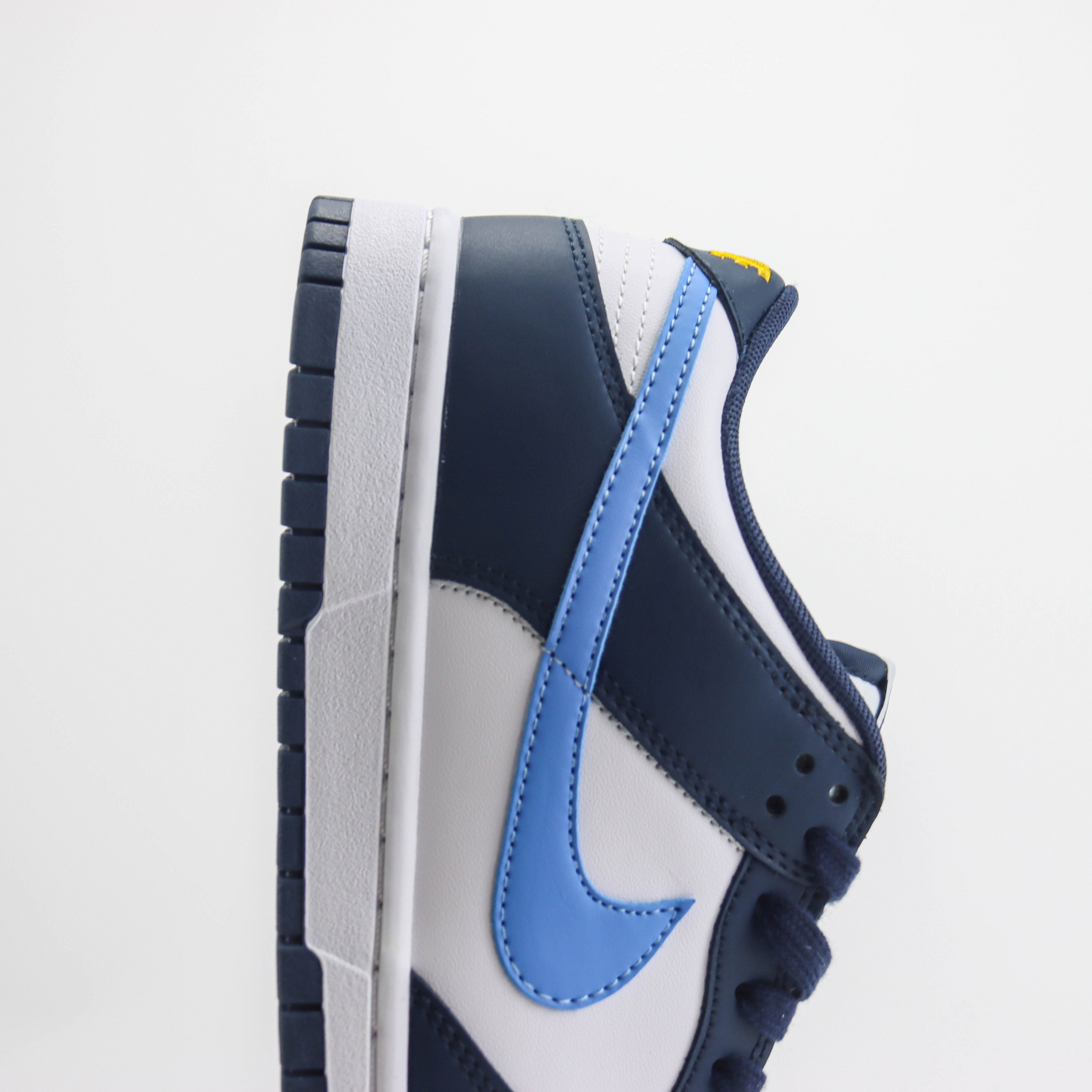 Tenis Nike SB Dunk Low BL