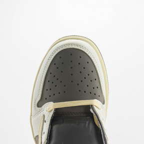 Tênis Nike Air Jordan 1 Retro Low OG SP Travis Scott Reverse Mocha