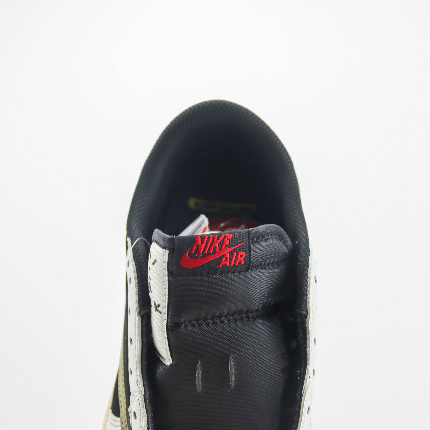 Tênis Nike Air Jordan  1 Retro Low OG SP Travis Scott Olive