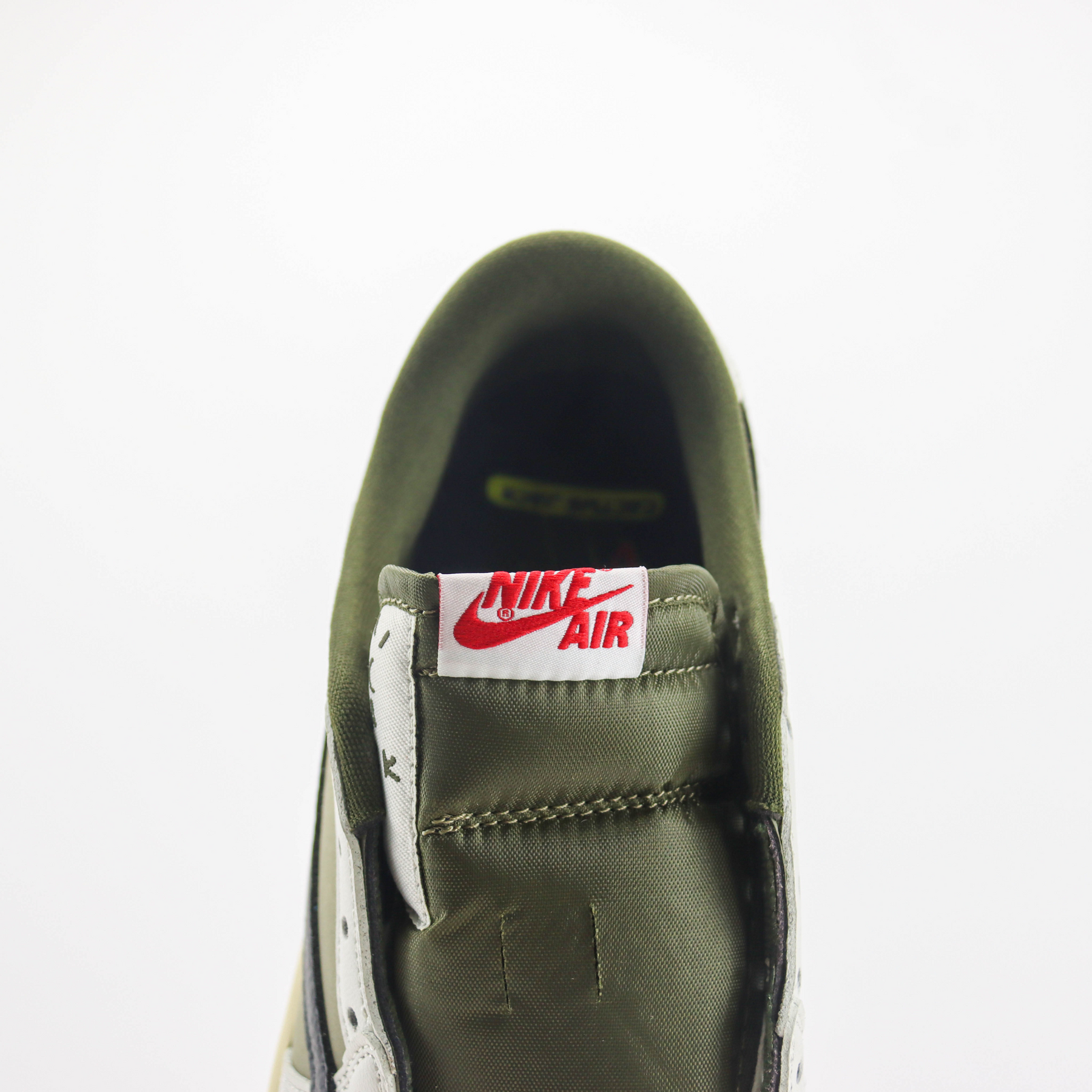 Tênis Nike Air  Jordan 1 Retro Low OG SP Travis Scott Medium Olive