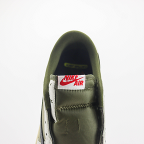 Tênis Nike Air  Jordan 1 Retro Low OG SP Travis Scott Medium Olive