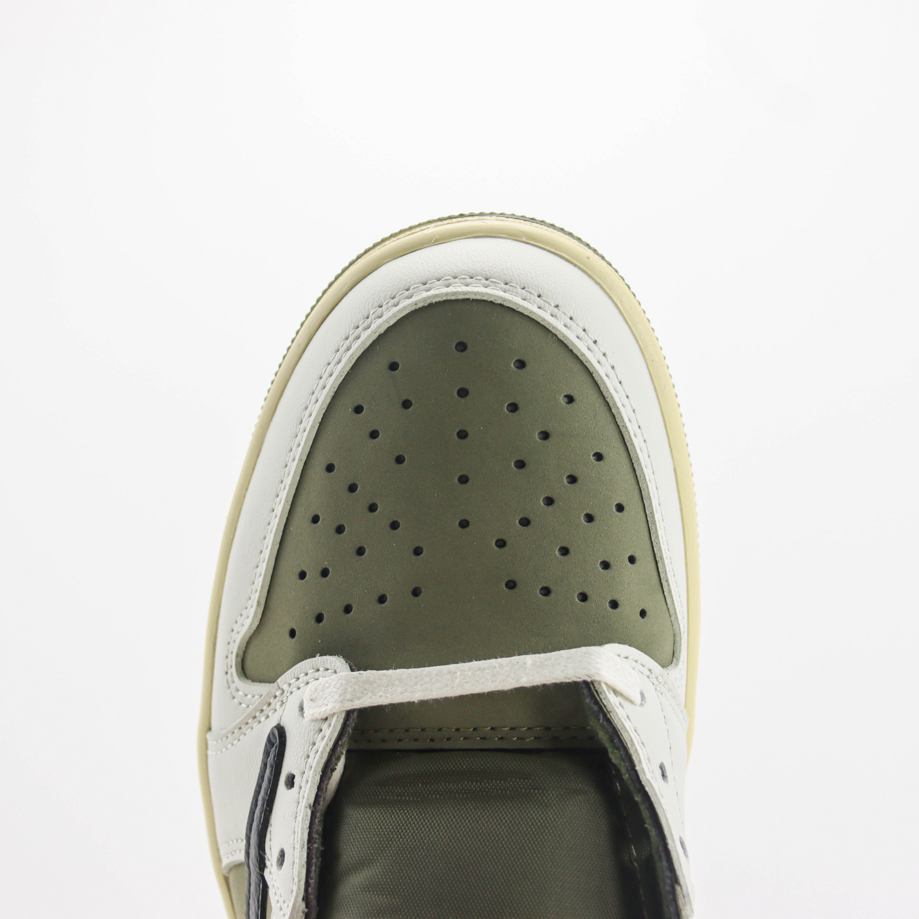 Tênis Nike Air  Jordan 1 Retro Low OG SP Travis Scott Medium Olive