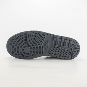 Tênis Nike Air Jordan 1 Low Iron Gray