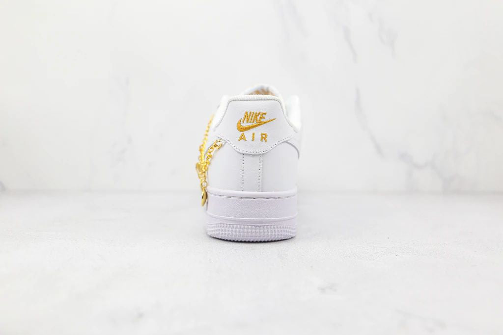 Tênis Nike Air Force 1 Low Lx White Pendant