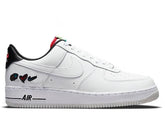 Tênis Nike Air Force 1 Lv8 3 Peace, Love, Swoosh