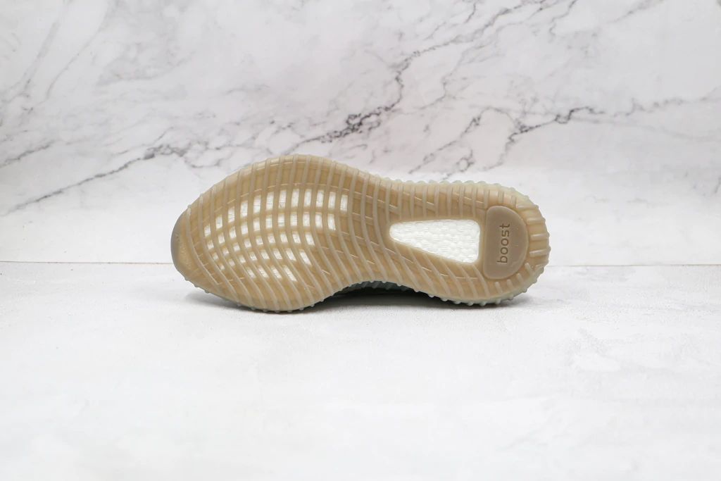 Tênis Adidas Yeezy Boost 350 V2 Beluga