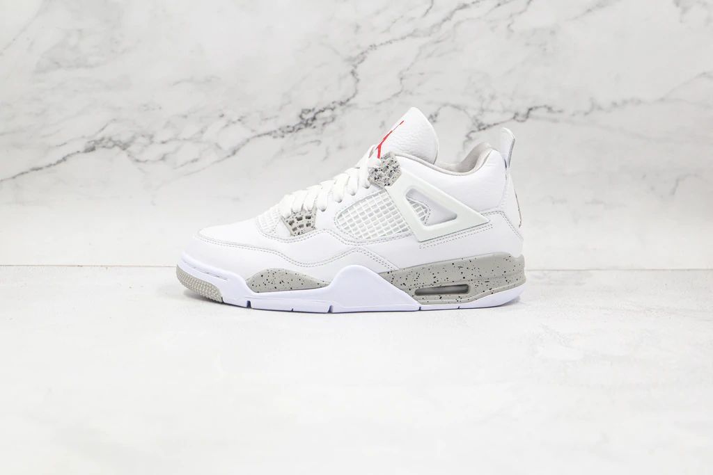 Tênis Nike Air Jordan 4 Retro White Oreo